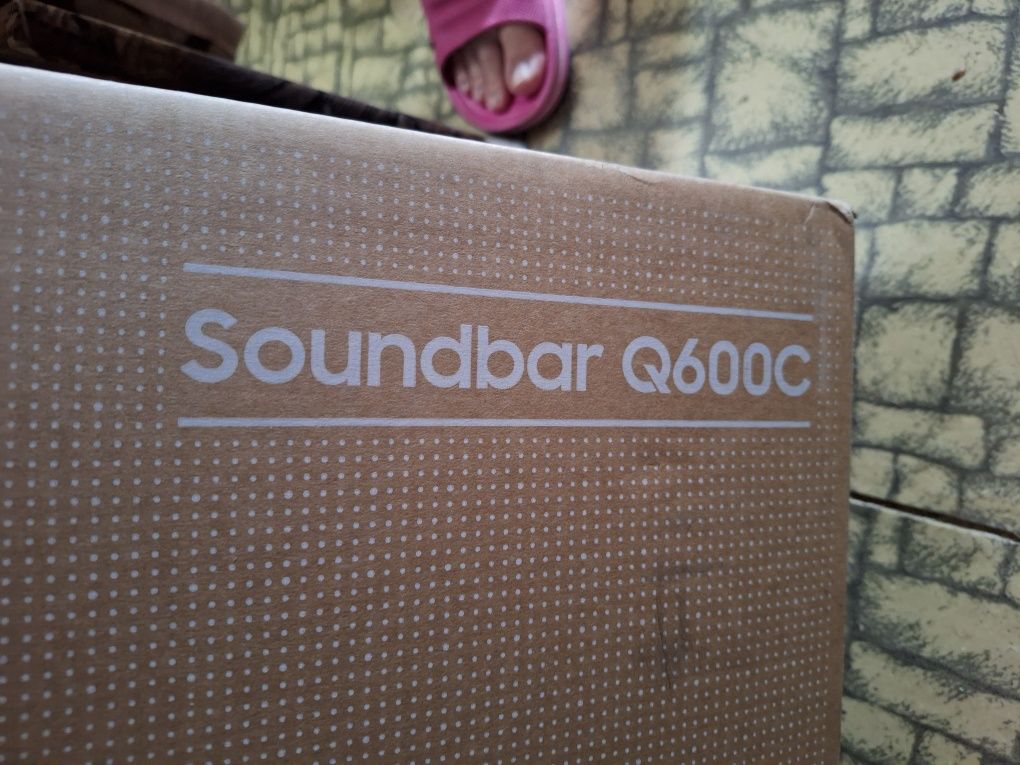 Soundbar чисто нов "Samsung HW Q600/C".
