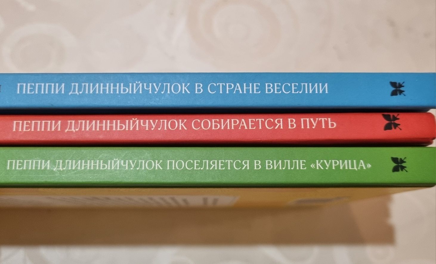 Продам книгу "Маугли"