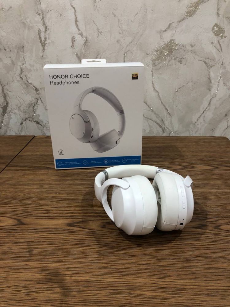 HONOR CHOICE headphones