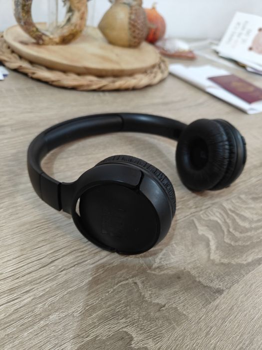 Bluetooth слушалки JBL 510BT
