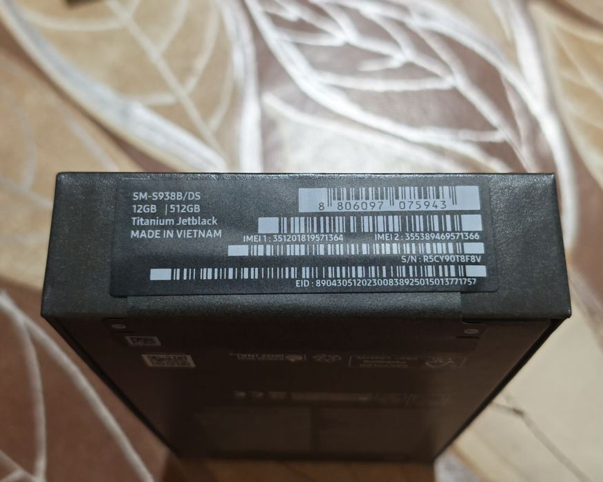 Samsung galaxy s25 Ultra Jet Black 512/12 Запечатан ! Гаранция!