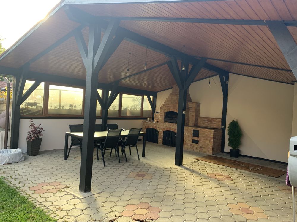 Casă spațioasă, 180 mp utili, 5 camere, filigorie, pivnită