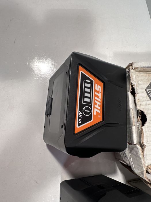 Stihl acumulator Ak 10 30 scule pe baterie