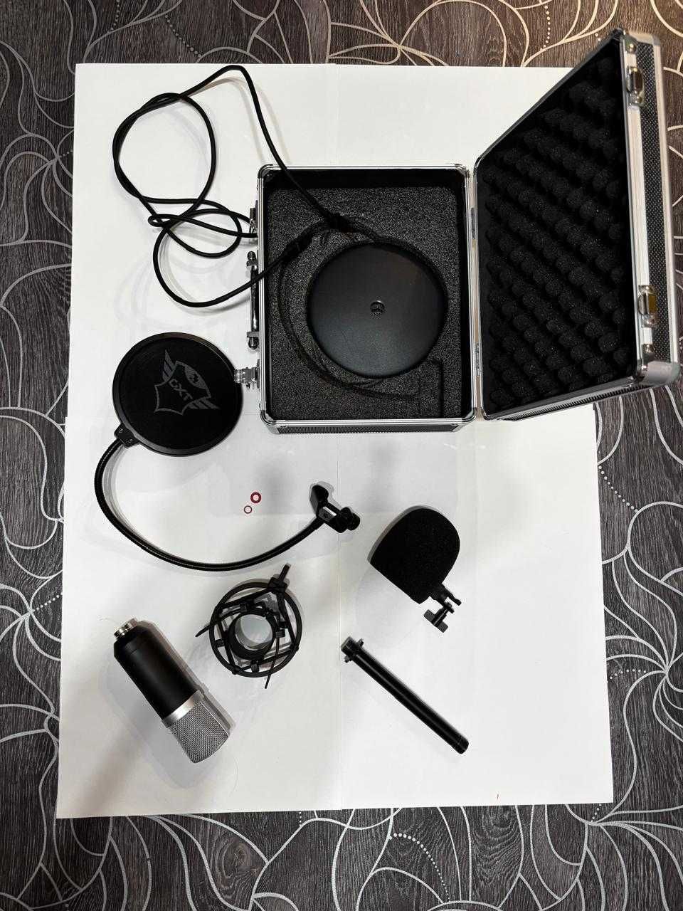 Продам Микрофон Trust GXT 252