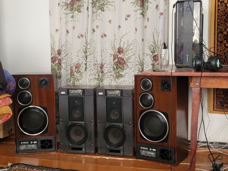 Продам   RADIOTEHIKA S 90    012