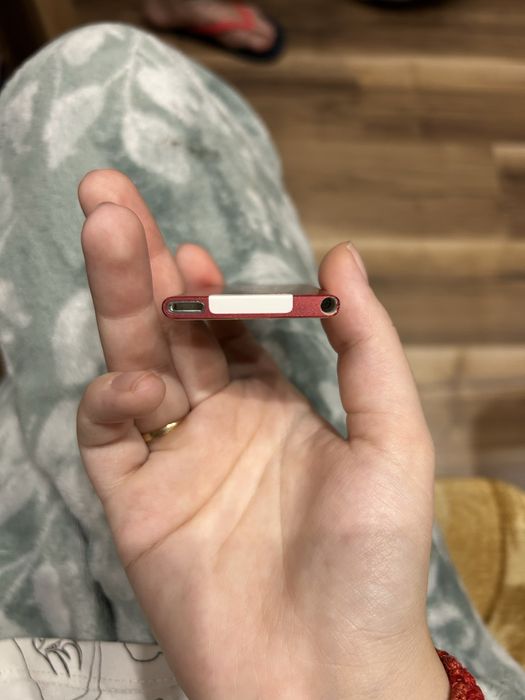 iPod  розов цвят