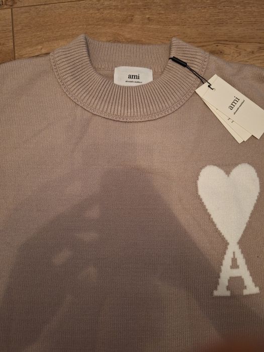 Ami Paris sweater