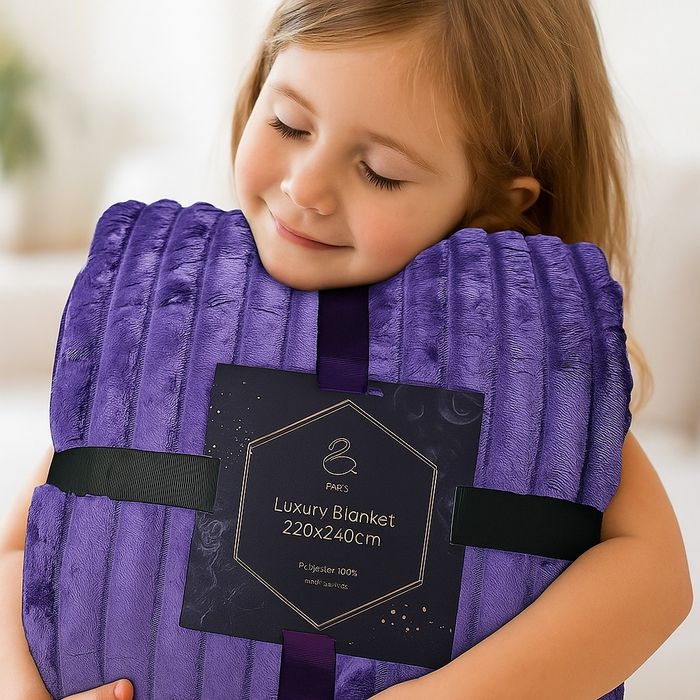 Луксозно меко одеяло- Двулицево - 220x240 см - 3.5кг на бройка
Продукт