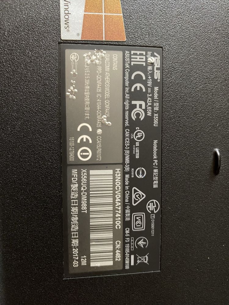 ASUS Core i7 16 gb ram Клавиатурата е на руски език. Като нов.