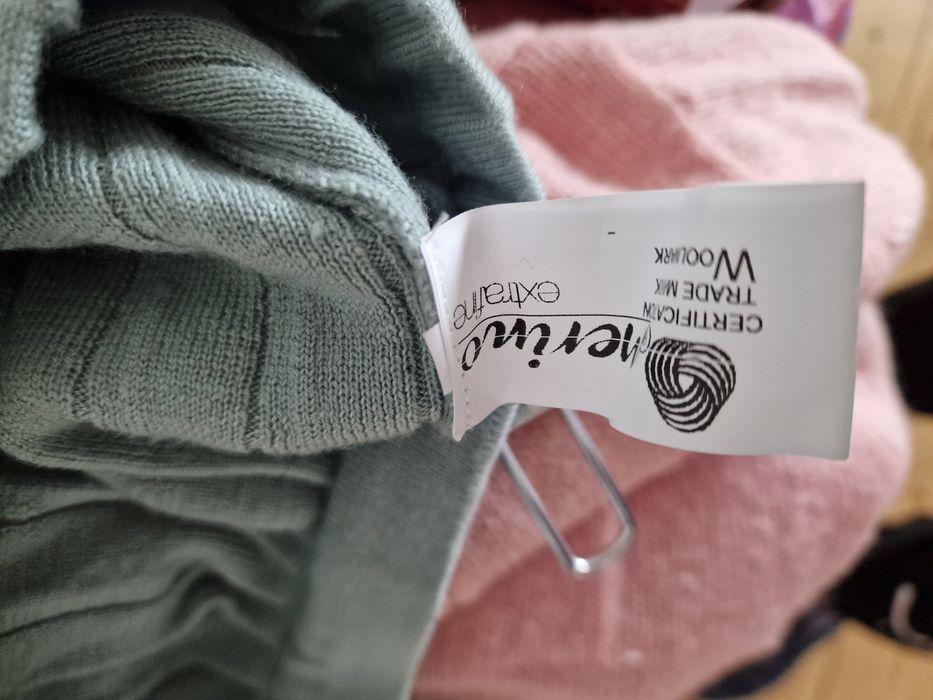 Fusta Demira 100% lana