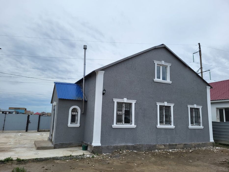 ПолуМансард Дом