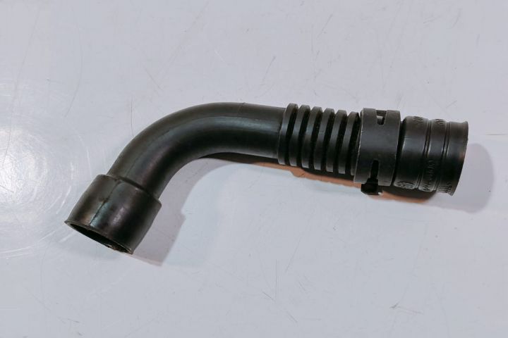 Conducta aer epurator gaze 038103493AR Audi A3 8P/8PA (facelift) seri