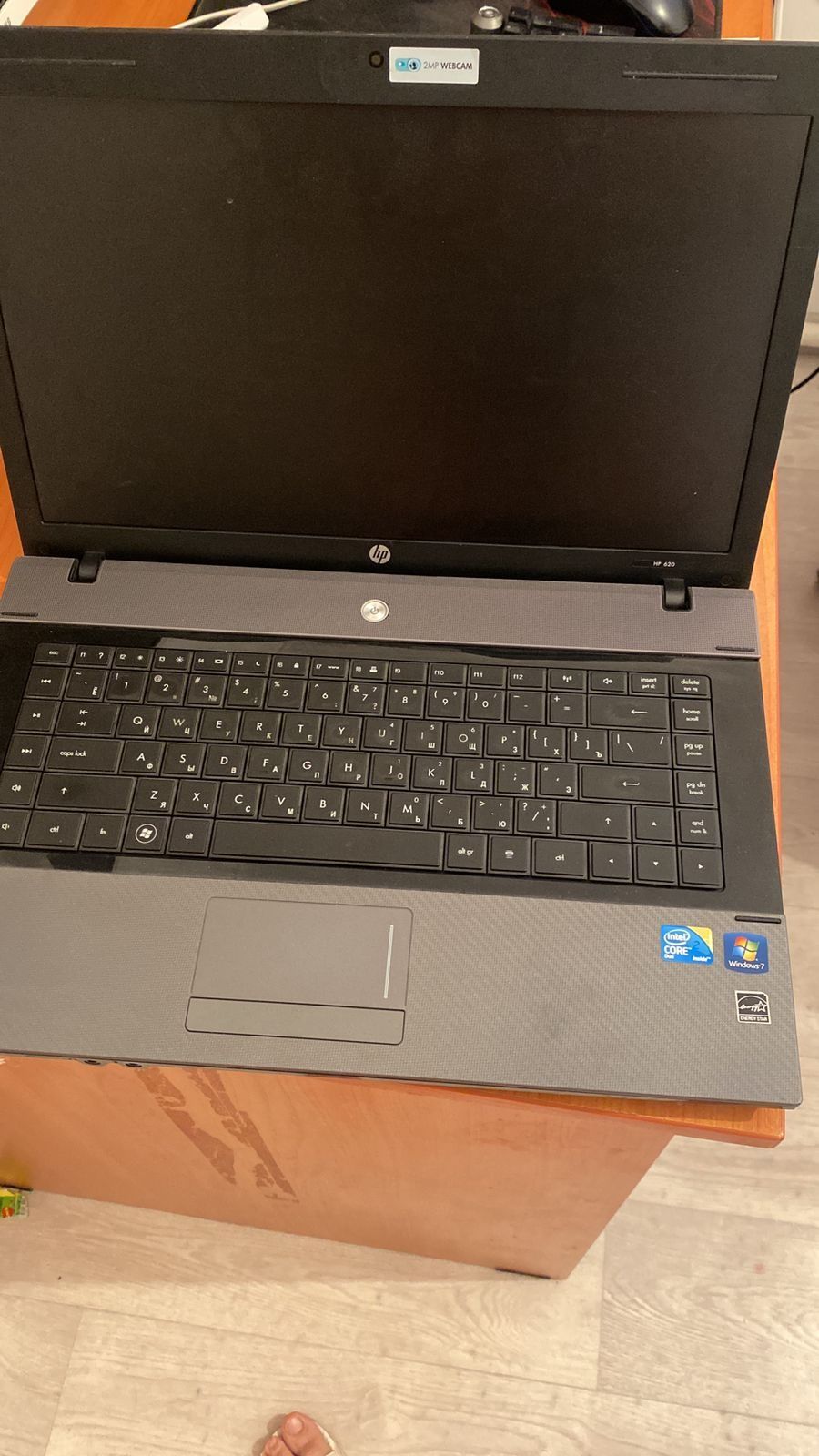 Продам ДваНоутбука HP delphi d40 и Acer EX215-31-C6FB (торг есть)
