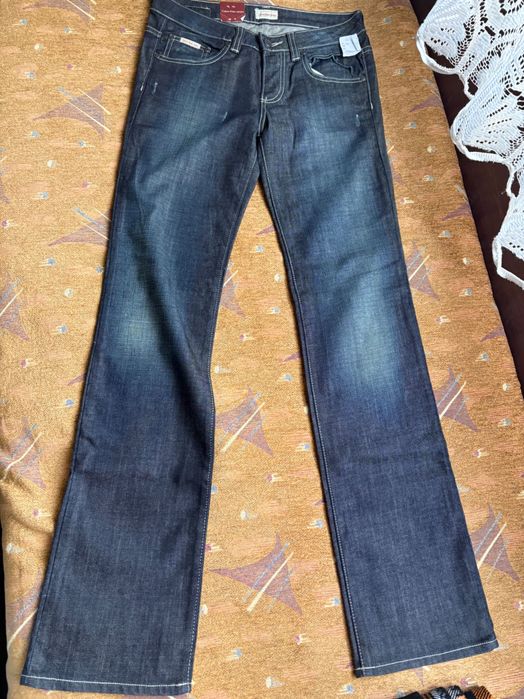 дънки и сукмани на различни марки