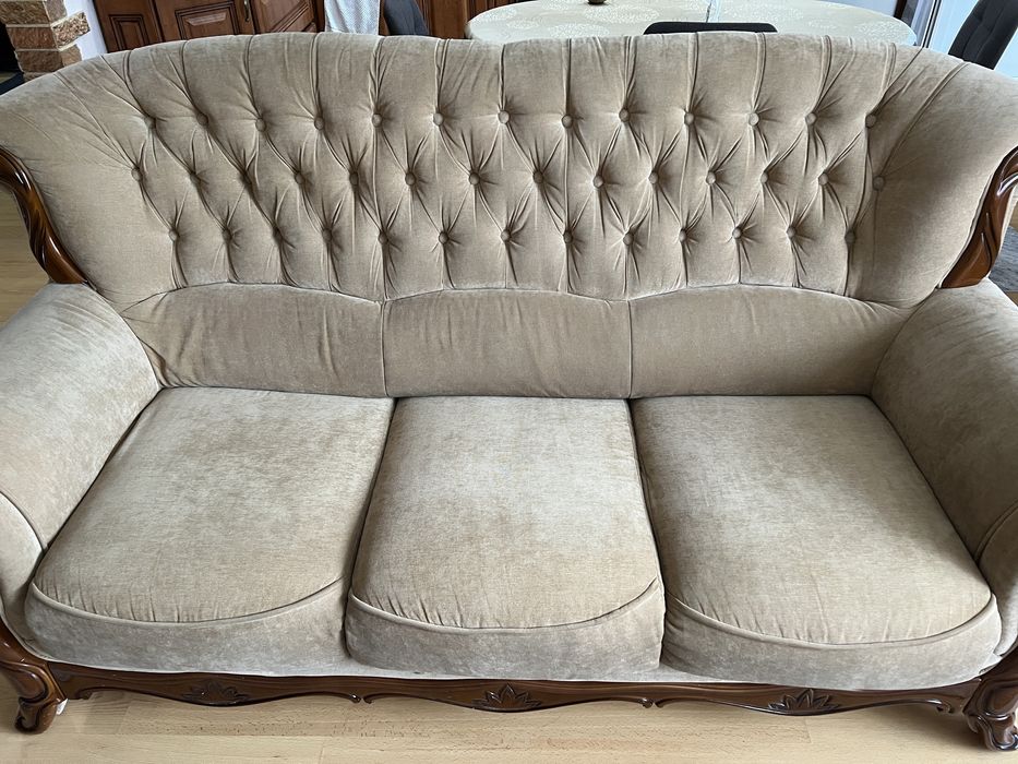 Диван трехместный фирма Потютьков