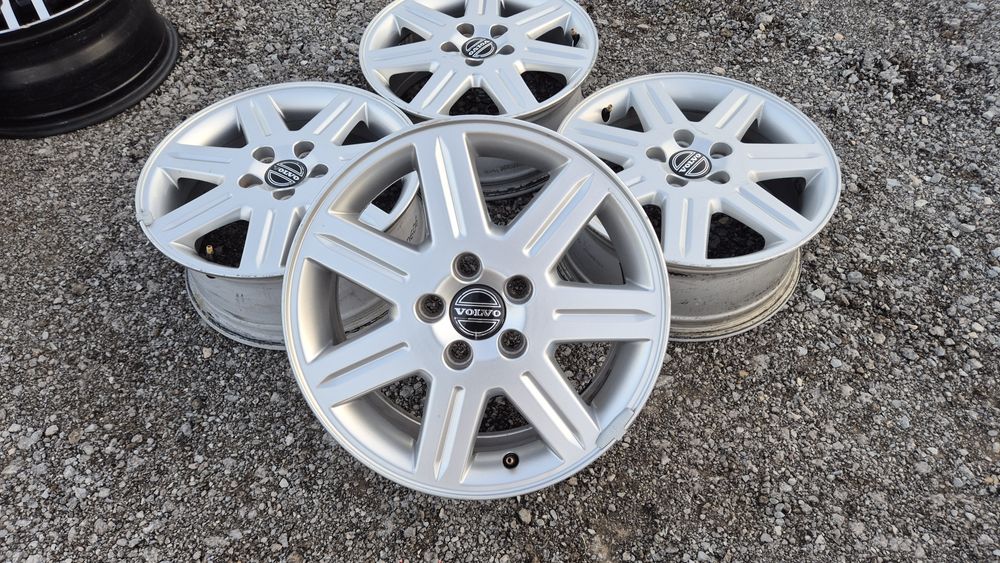 Оригинални джанти Волво 5/108 Volvo S40,V50,C30,C70 5x108

Употребяван