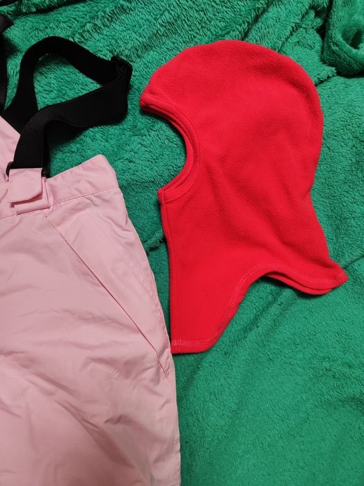 Ски екипи в два цвята