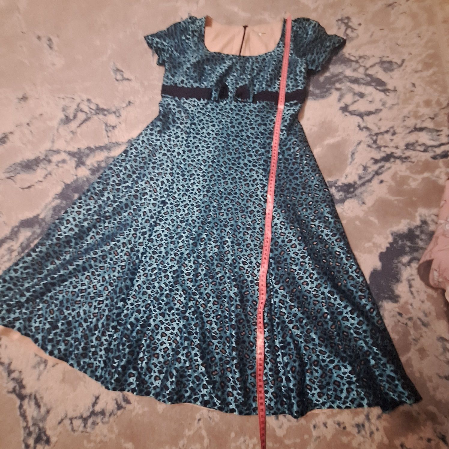 Vând rochie eleganta46masura