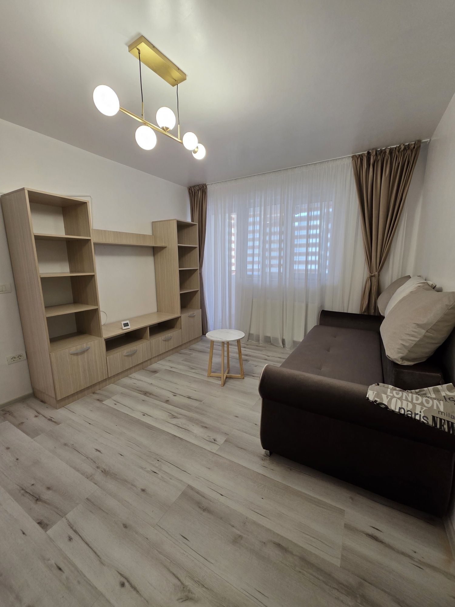 Apartament Aleea Trandafirilor