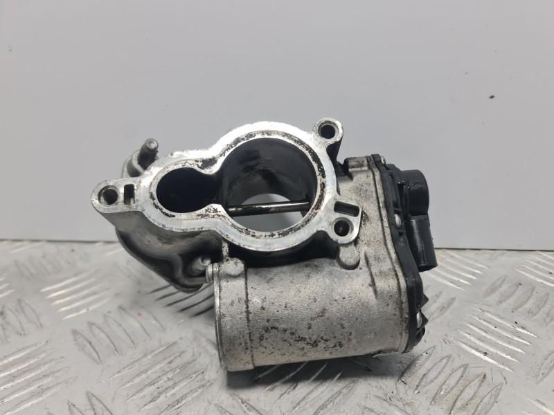 EGR Opel Vivaro 2.0 dCi M9R