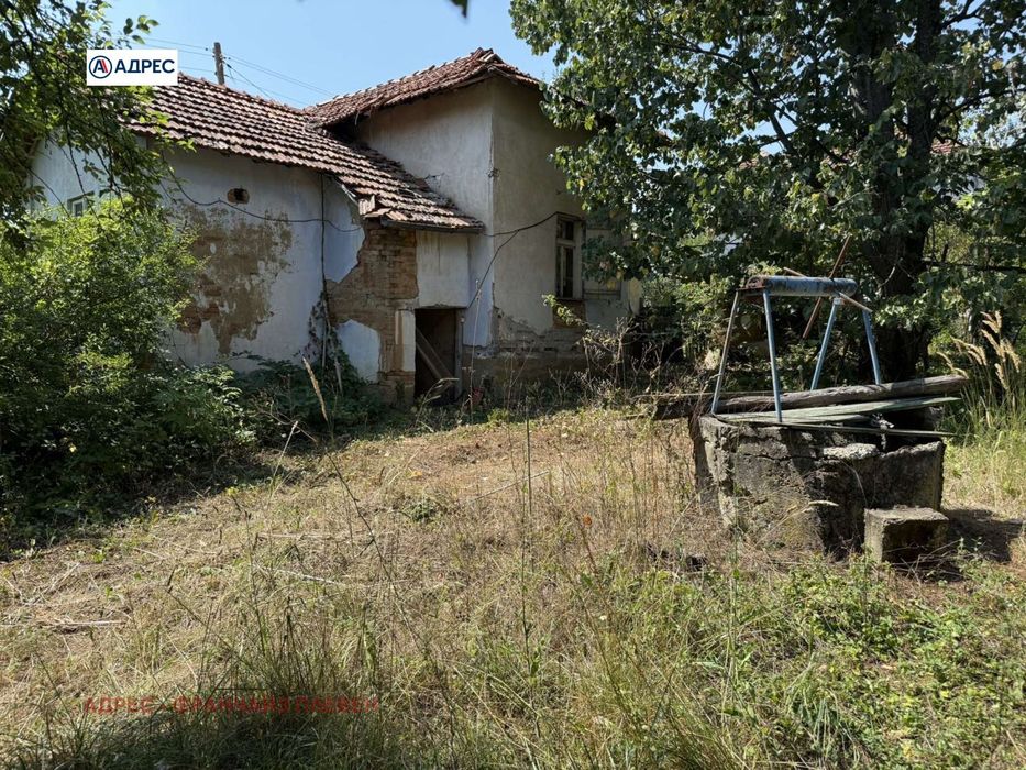 Продава се Къща в с. Орляне, Област Ловеч - 61 кв.м за 126 €/кв.м - Снимка #1