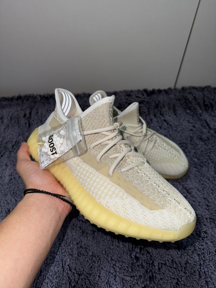 Yeezy Boost 350 V2