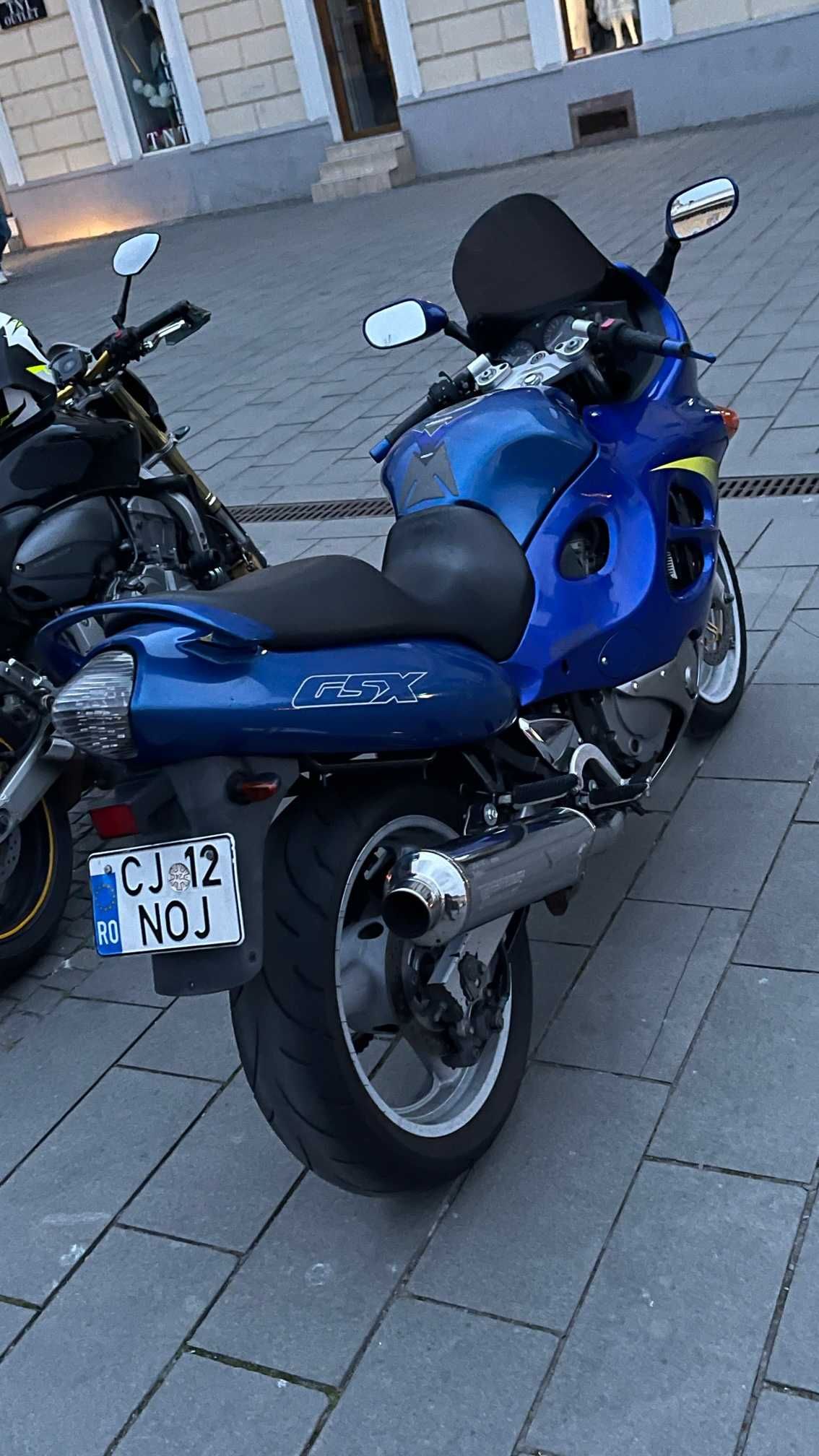 Suzuki GSX600F [Katana]