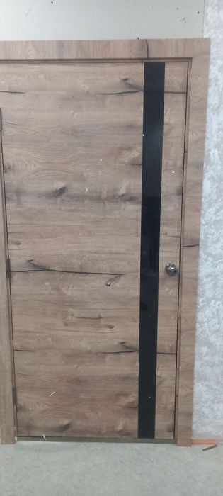 Профессиональная установка межкомнатных дверей  входных