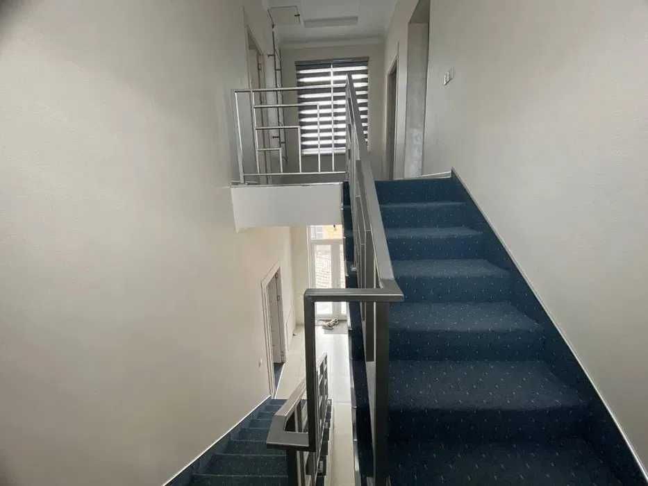 Сдаётся в аренду коттедж, можно под офис / id888 /