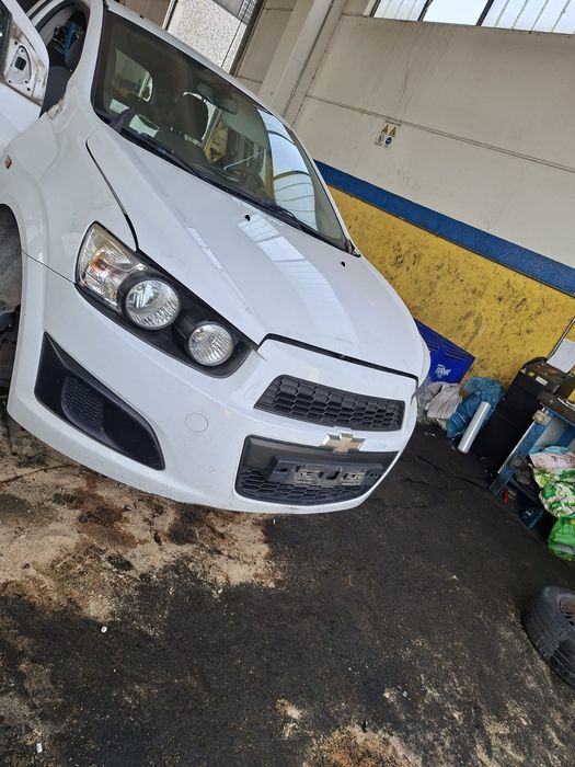 Fata completa chevrolet aveo 2013
