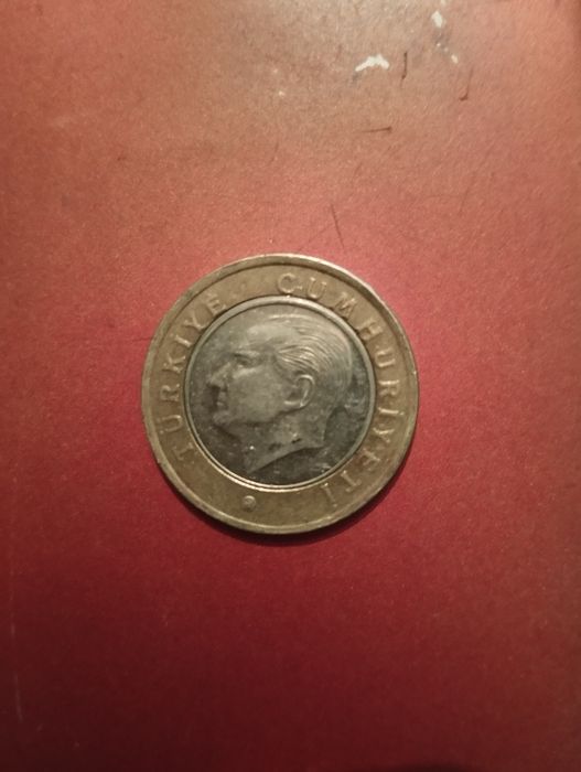 Продам монета турецкая лира