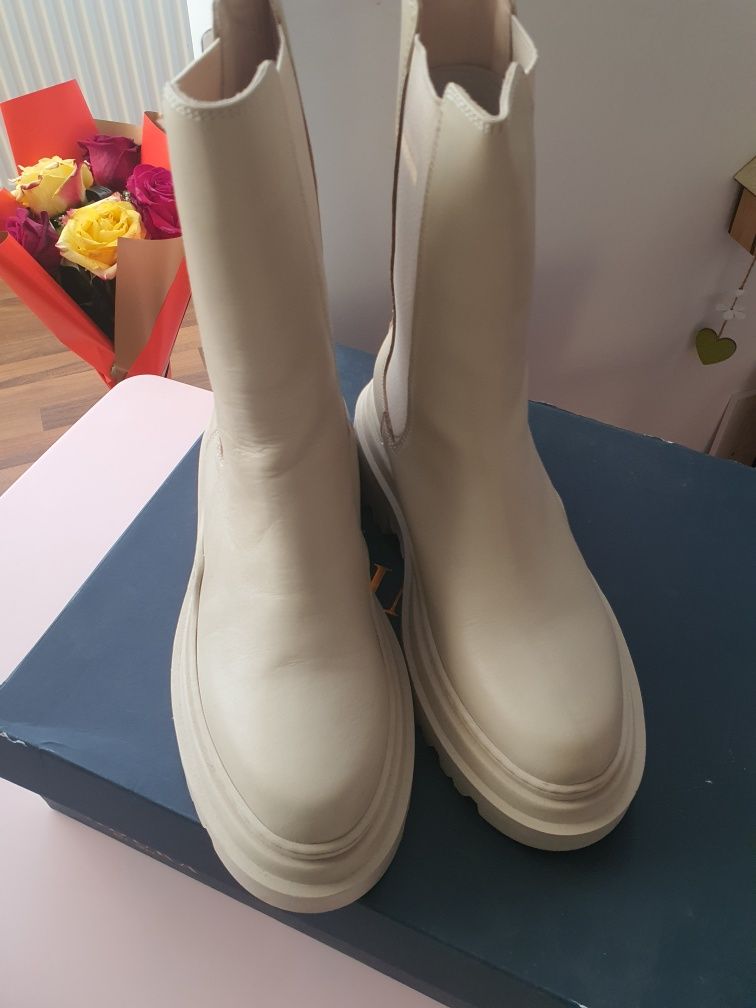 Botine Badura piele marimea 38
