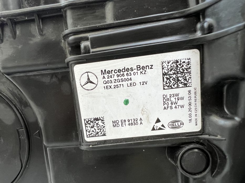 Far stanga Mercedes GLA W247 Full LED ILS 19-22 Original Europa