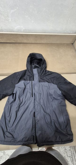 Продам куртку мужскую outventure оригинал