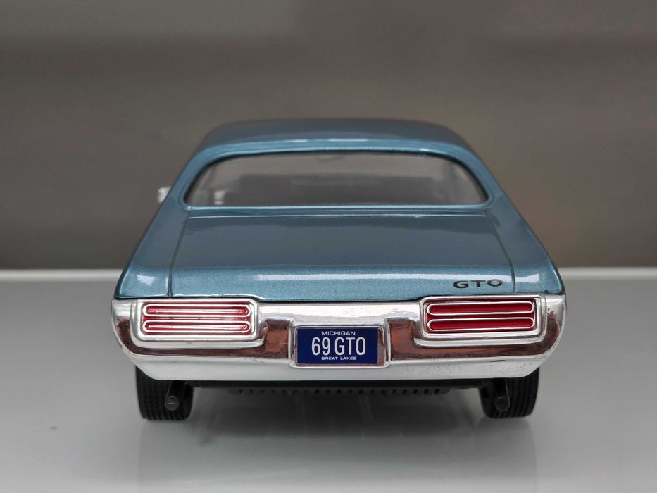 Macheta Auto 1/18 ERTL Pontiac GTO 1969 Blue