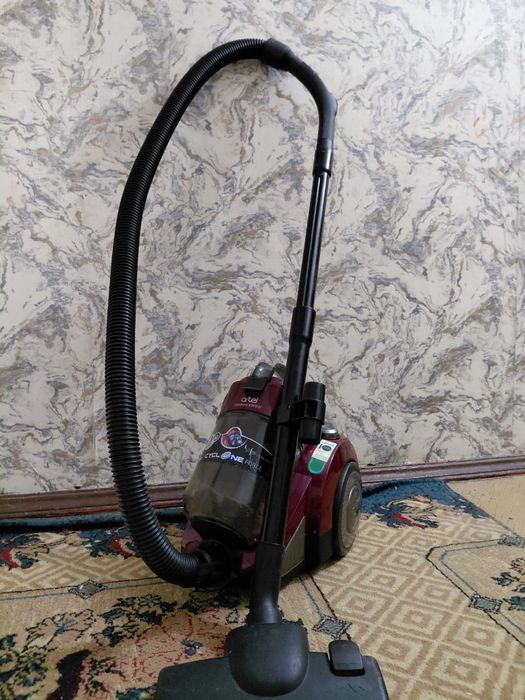 Срочно продам Пылесос 15 к