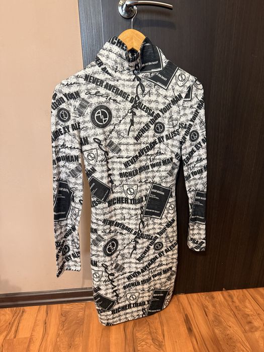 Рокля Алеса нова