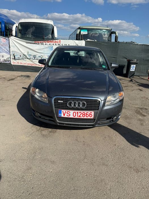 Vând Audi A4 S line