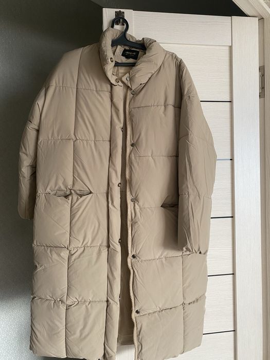 Абсолютно новый пуховик