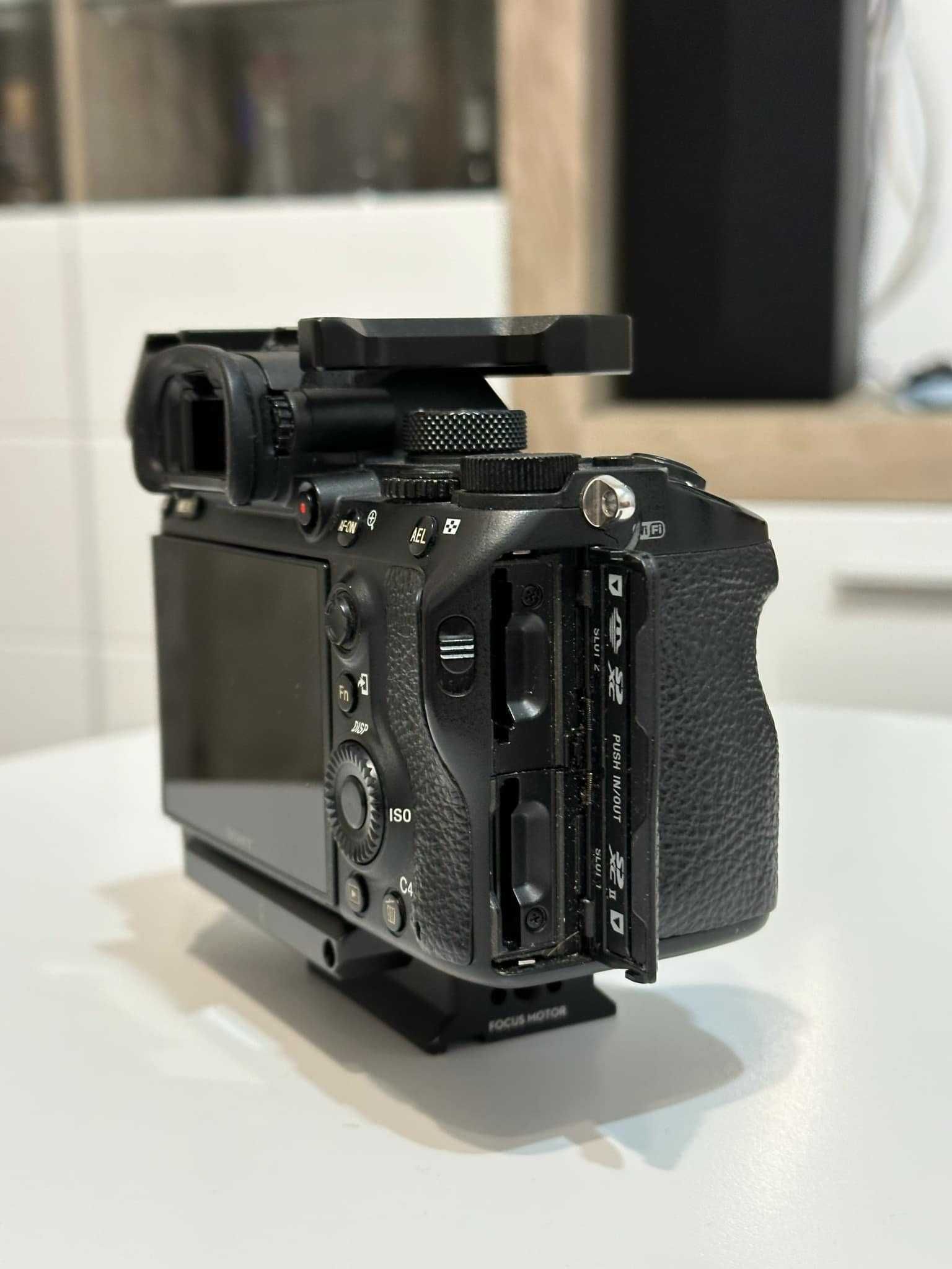Camera Mirrorless Foto Sony A7 III