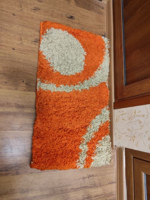 Килим - пътека с дълъг косъм