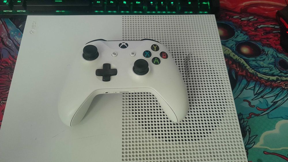 Xbox ONE S 1TB+Kinect Sensor+Jocuri+Statie de incarcare
