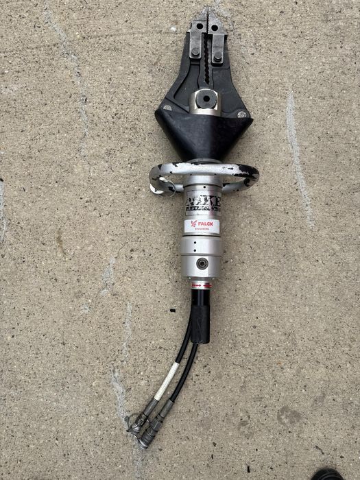 Aparat / echipament descarcerare cu accesorii Nike Hydraulics Suedia