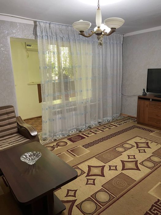 Продаю свою квартиру кирпич ТЦ Парус