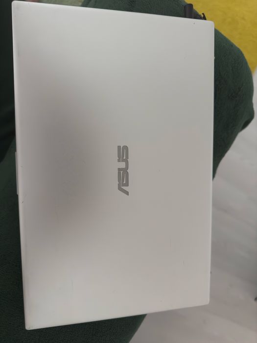 Laptop Asus VivioBook