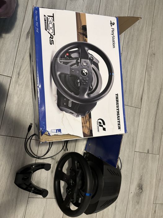Volan Thrustmaster T300 rs