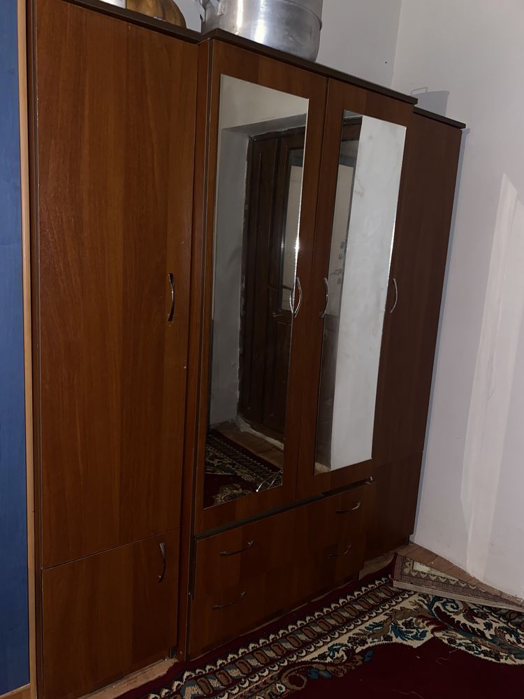 Шкаф продам