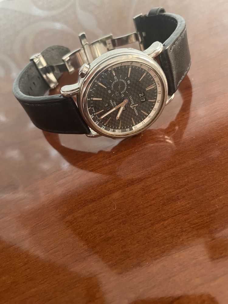 Срочно продам часы Ulysse Nardin