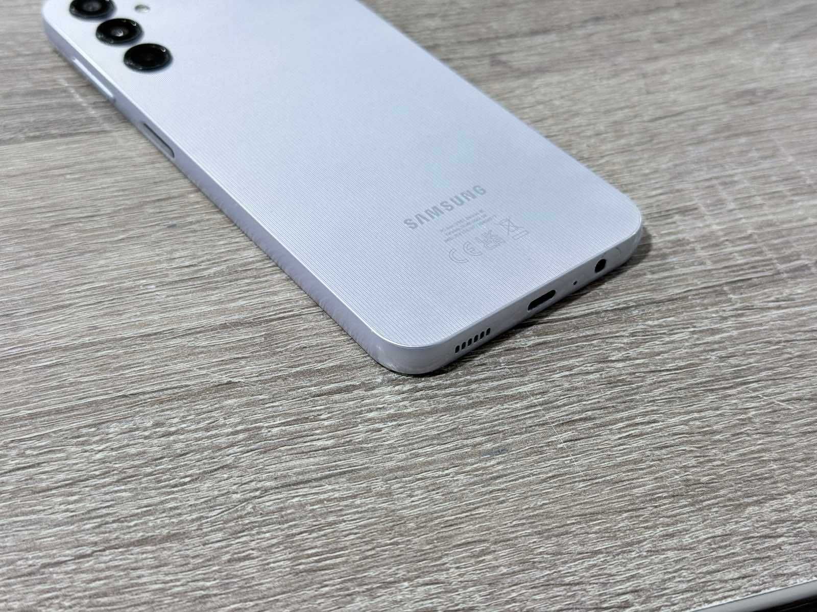 Продавам Samsung A14
