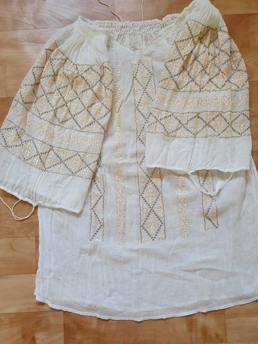 Ie traditionala cusuta manual